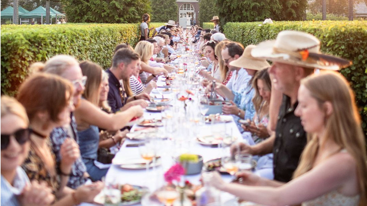May Farm Dinner at Elawa Farm in Lake Forest